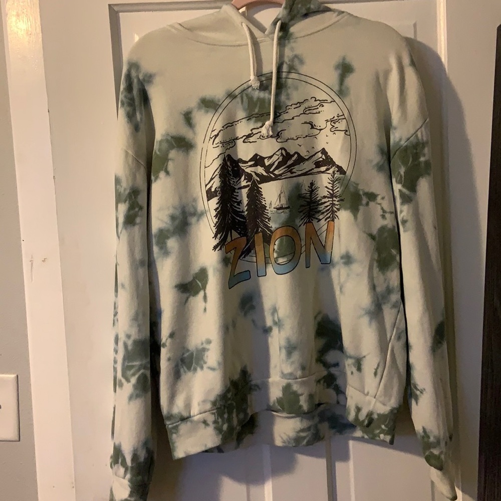 Zion hoodie from Buckle